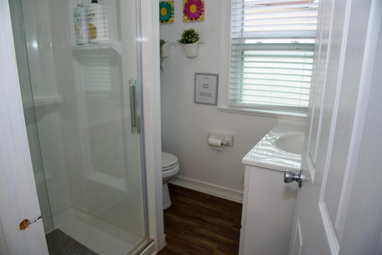 Cozy Private bedrooms Kitchen Wifi Englewood Exterior foto